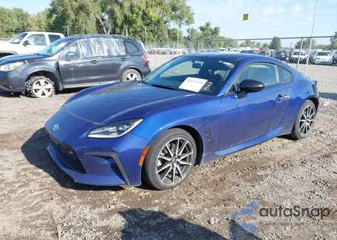 2023 Toyota Gr 86 from USA, damaged, VIN JF1ZNBB10P9760418